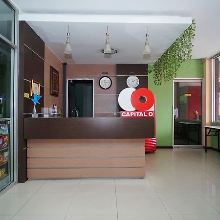 Capital O 2885 Hemra Hotel Balikpapan  Eksteriør billede