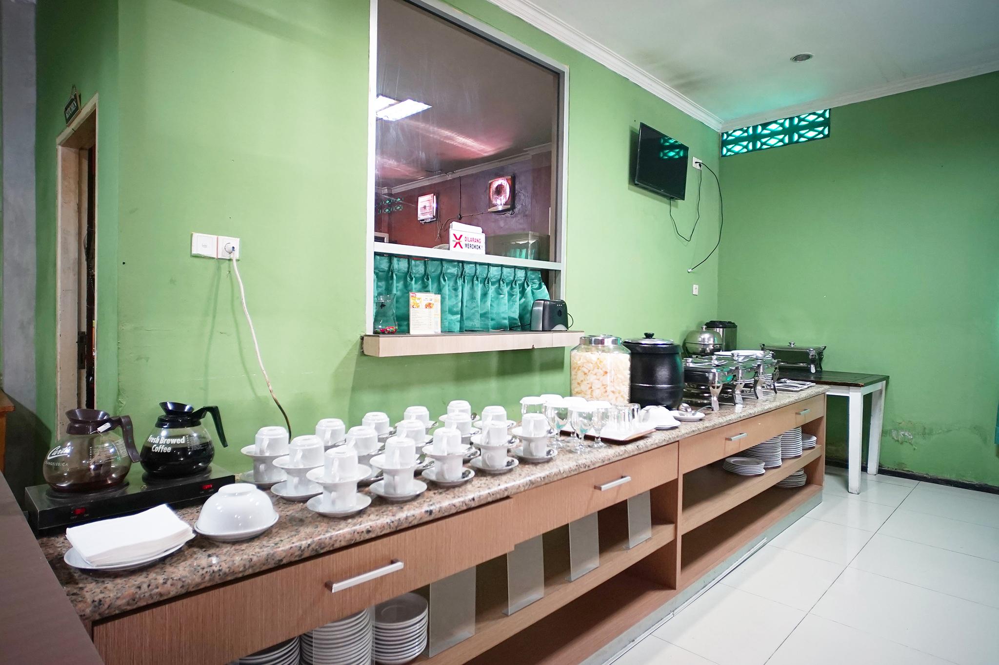 Capital O 2885 Hemra Hotel Balikpapan  Eksteriør billede